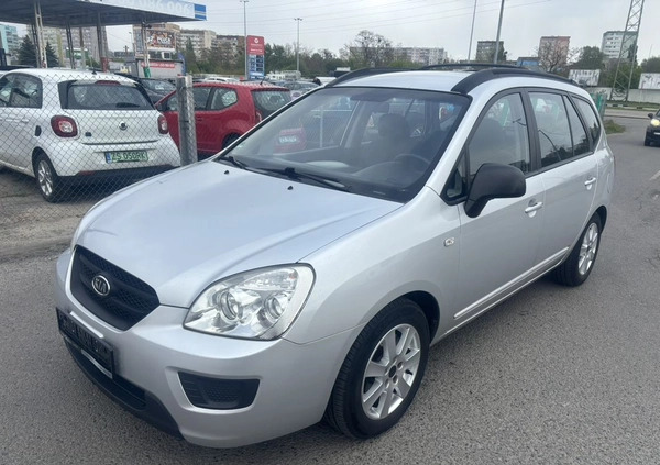 Kia Carens cena 14900 przebieg: 199000, rok produkcji 2008 z Szczecin małe 742